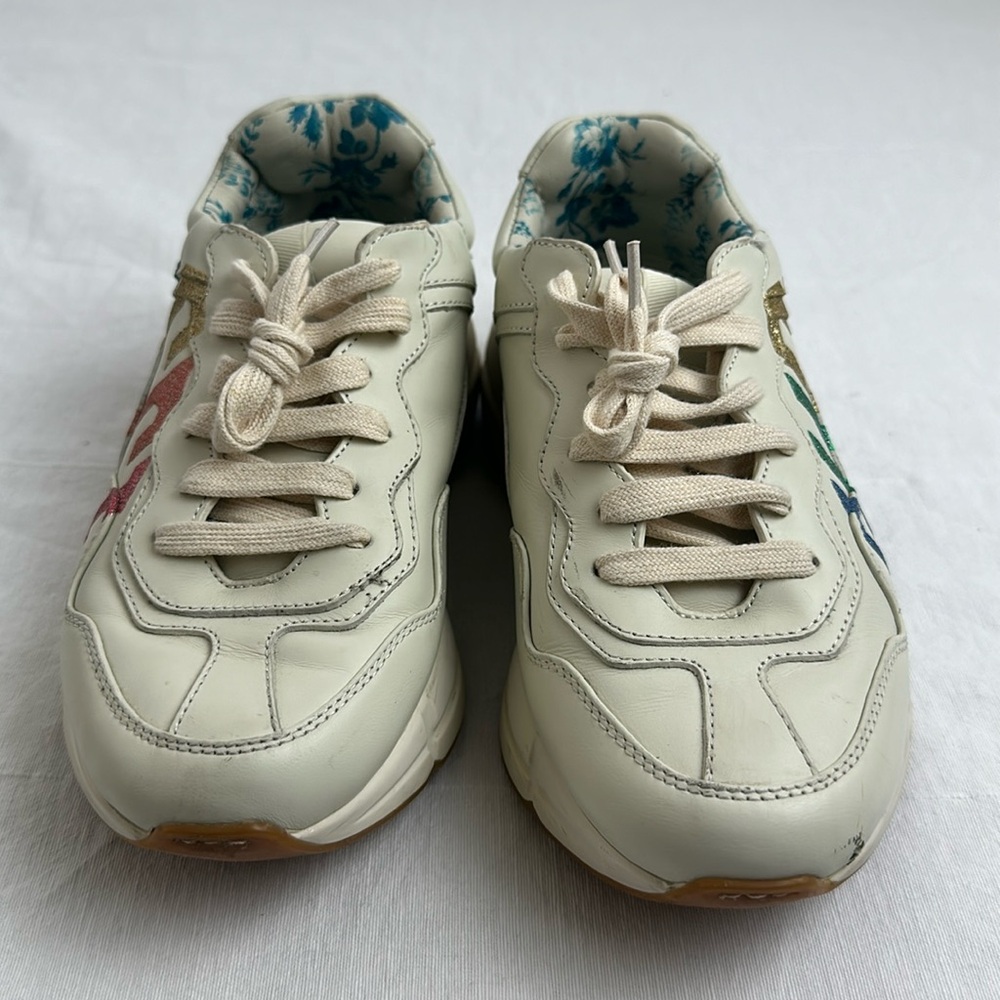 Gucci shoes